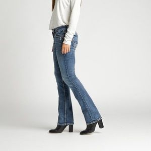 Silver Jean Co Women’s Suki Boot Cut Jeans Size  27W / 32L